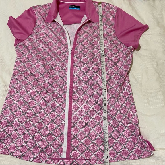 $5🔥 PGA Tour Women’s Golf Shirt. Short sleeves. - Picture 6 of 6